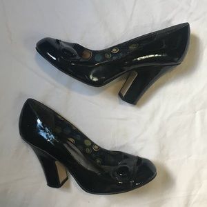 Size 8.5 Madden Girl Black Heels